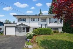 7915 Teal Avenue  Mission, BC V2V 3G7