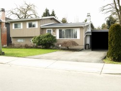 5959 172 Street Surrey, BC V3S 3Z4