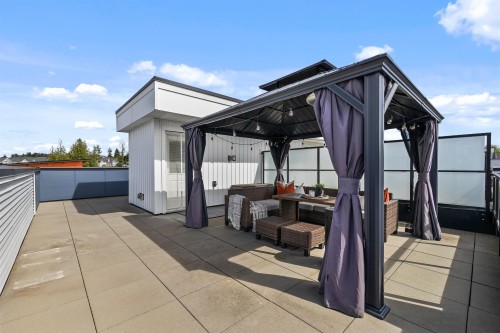22-20057 82 Avenue, Langley, BC - Outdoor With Exterior