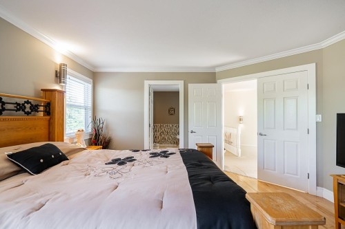 18656 64A Avenue, Surrey, BC 