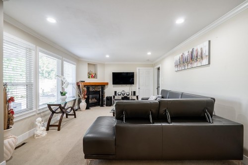 18656 64A Avenue, Surrey, BC 