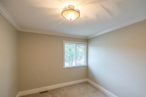 15239 29A Avenue, Surrey, BC - Indoor Photo Showing Other Room