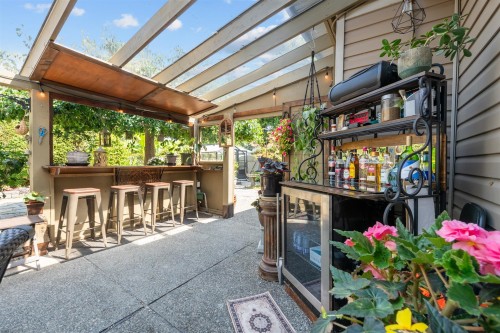 15239 29A Avenue, Surrey, BC - Outdoor With Exterior