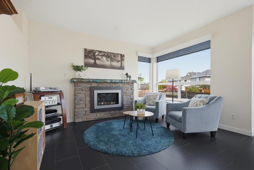 18503 64B Avenue, Surrey, BC 