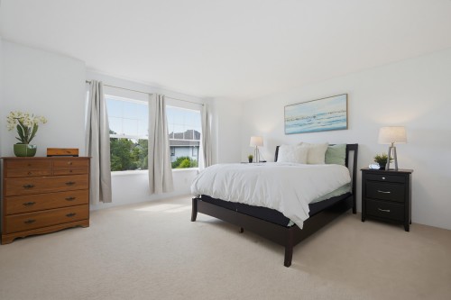 18503 64B Avenue, Surrey, BC 