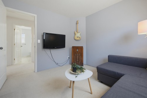 18503 64B Avenue, Surrey, BC 