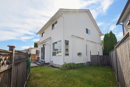 18503 64B Avenue, Surrey, BC 