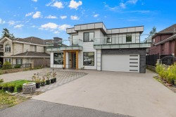 13306 90 Avenue Surrey, BC V3V 1C1