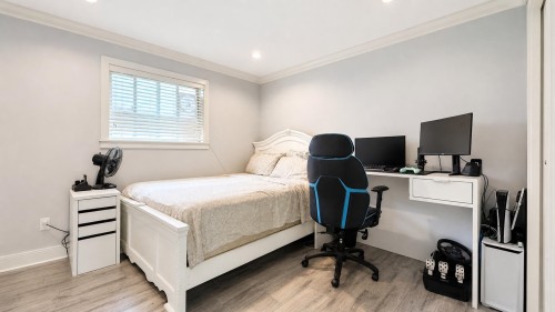 14771 58B Avenue, Surrey, BC - Indoor Photo Showing Bedroom