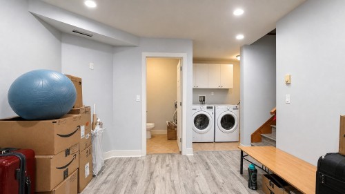 14771 58B Avenue, Surrey, BC - Indoor Photo Showing Laundry Room