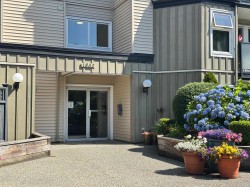 321-1850 Southmere Crescent ESurrey, BC V4A 6Y6
