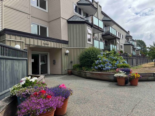 321-1850 Southmere Crescent E, Surrey, BC 