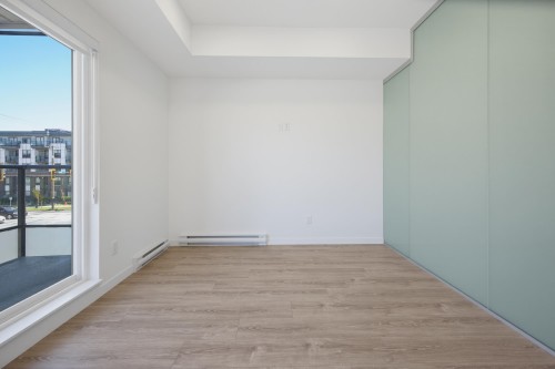 E205-10829 140 Street, Surrey, BC - Indoor Photo Showing Other Room