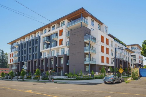 E205-10829 140 Street, Surrey, BC - Outdoor With Facade