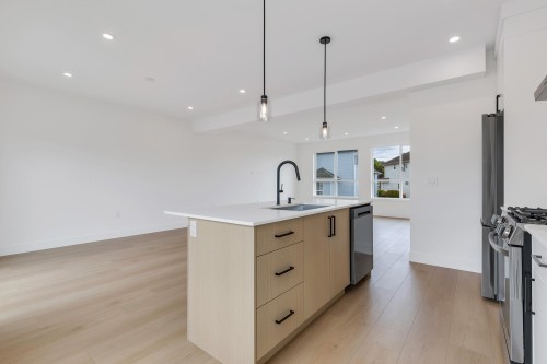 4-30501 Robin Drive, Abbotsford, BC 