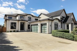 18626 57 Avenue Surrey, BC V3S 7N2