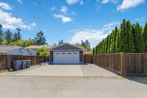 16127 8 Avenue, Surrey, BC 