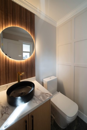 11659 Lyon Road, Delta, BC - Indoor Photo Showing Bathroom