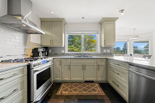 15070 81 Avenue, Surrey, BC 