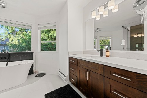 15070 81 Avenue, Surrey, BC 