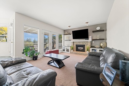 15070 81 Avenue, Surrey, BC 