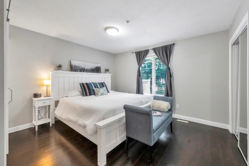 24-20761 Telegraph Trail, Langley, BC - Indoor Photo Showing Bedroom