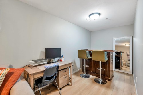 24-20761 Telegraph Trail, Langley, BC - Indoor Photo Showing Office