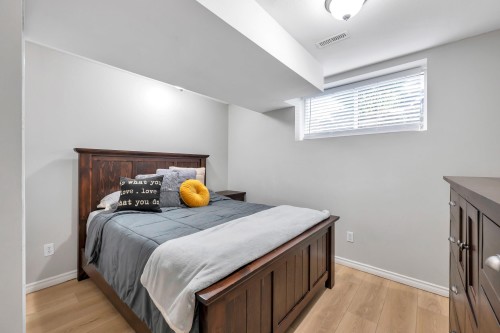 24-20761 Telegraph Trail, Langley, BC - Indoor Photo Showing Bedroom