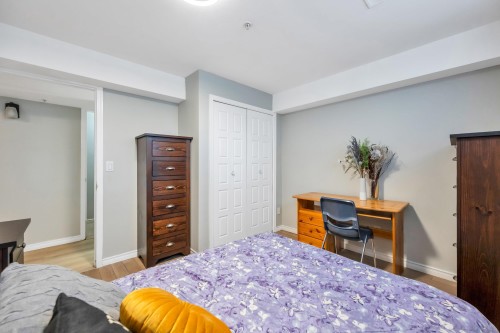 24-20761 Telegraph Trail, Langley, BC - Indoor Photo Showing Bedroom