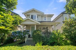 15766 23b Avenue Surrey, BC V4A 9Y4