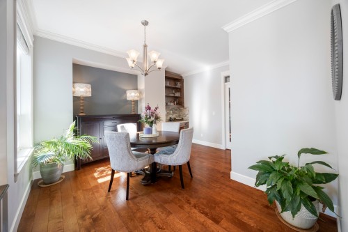17433 1 Avenue, Surrey, BC - Indoor Photo Showing Dining Room