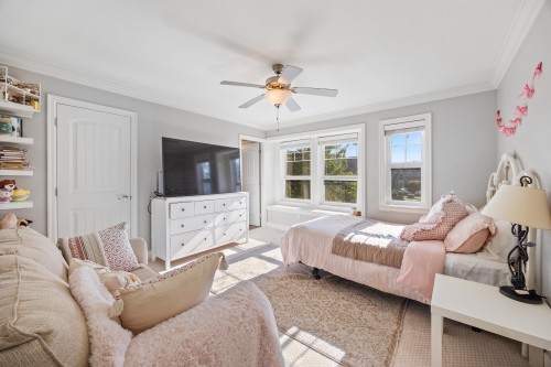 17433 1 Avenue, Surrey, BC - Indoor