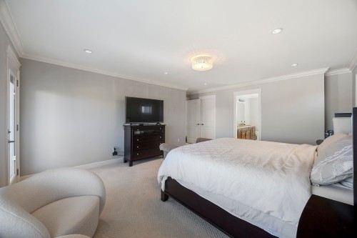17433 1 Avenue, Surrey, BC - Indoor Photo Showing Bedroom
