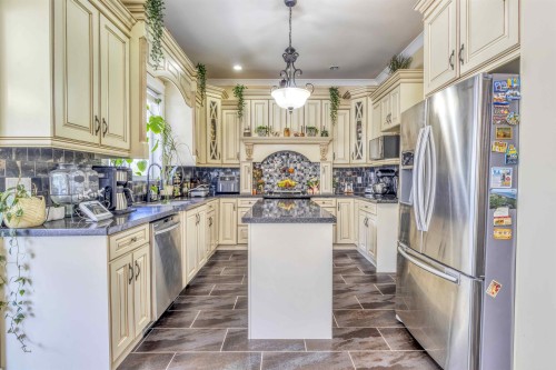 14706 63 Avenue, Surrey, BC 