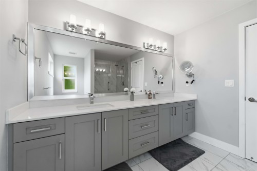 39-15633 Mountain View Drive, Surrey, BC 