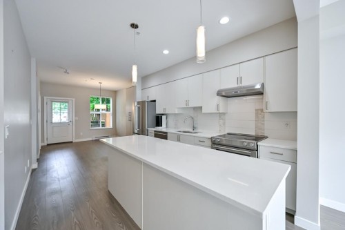 3-7169 208A Street, Langley, BC - Indoor Photo Showing Kitchen With Upgraded Kitchen