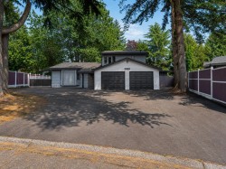 12779 Drummond Place Surrey, BC V3V 6G4