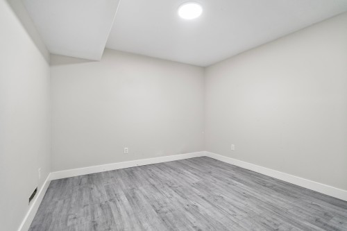 16235 28 Ave, Surrey, BC 