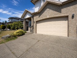 15773 82a Avenue Surrey, BC V4N 0R6