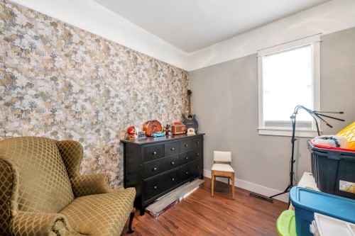 32857 3Rd Avenue, Mission, BC - Indoor
