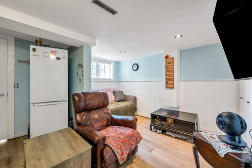 32857 3Rd Avenue, Mission, BC - Indoor