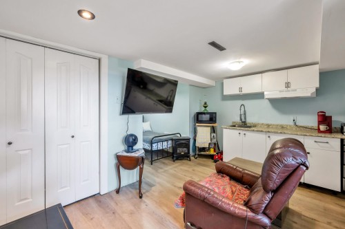 32857 3Rd Avenue, Mission, BC - Indoor