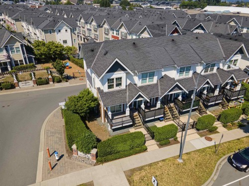 2-32633 Simon Avenue  Abbotsford, BC V2T 0G9