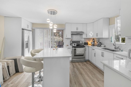 13906 68 Avenue, Surrey, BC 