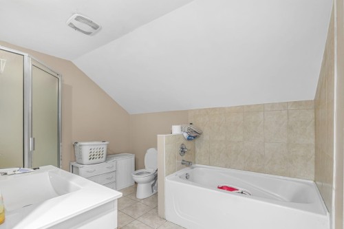 13906 68 Avenue, Surrey, BC 