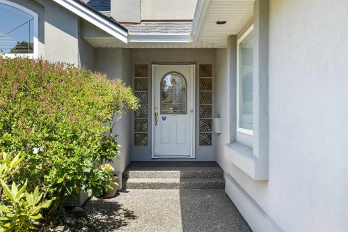 18851 64A Avenue, Surrey, BC 