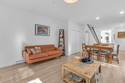 B210-20087 68 Avenue, Langley, BC 