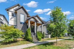 7068 194 Street Surrey, BC V4N 1N2