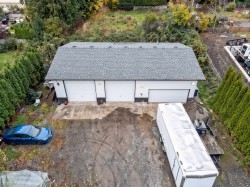 2561 Ross Road Abbotsford, BC V4X 1J3