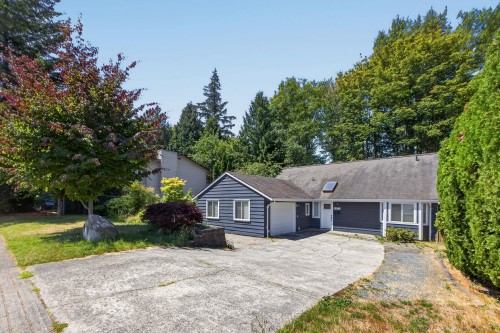 6921 Westview Drive  Delta, BC V4E 2L7